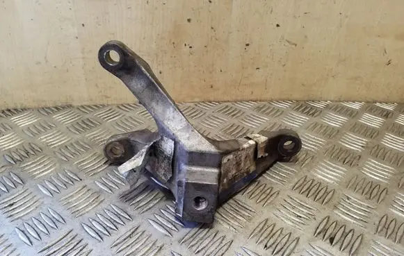 Ford Transit - Tourneo Connect Engine mounting bracket 3M517M125AE