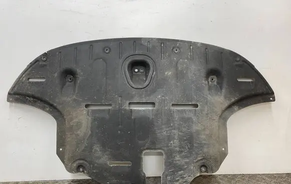 KIA Sportage Engine splash shield/under tray 