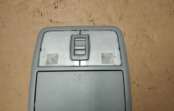Toyota RAV 4 (XA30) Front seat light 8126042010