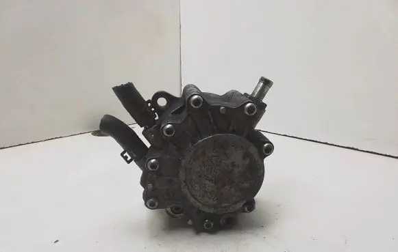 Volkswagen PASSAT B6 Vacuum pump 03G145209C 270606B