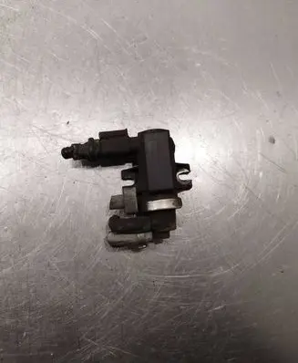 Citroen DS3 Turbo solenoid valve 70163302 12T270 9672875080