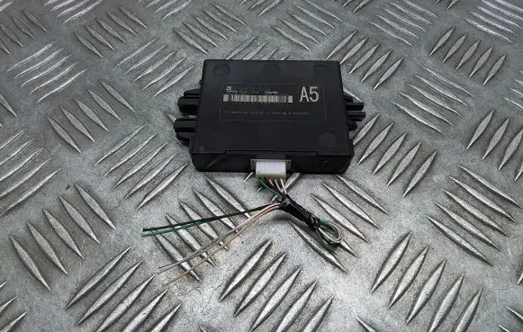 Lexus ES 250 - 300 - 330 Immobilizer control unit/module 8978412040