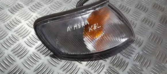 Nissan Almera Front indicator light 07281110