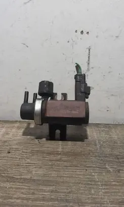 Ford Focus C-MAX Turbo solenoid valve 70096602