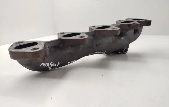 KIA Sorento Exhaust manifold