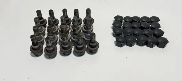 Peugeot 5008 II Nuts/bolts 9817024580 35939