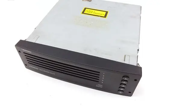 CD/DVD changer