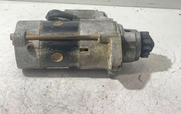 Nissan X-Trail T30 Starter motor 233008H801 M008T71471