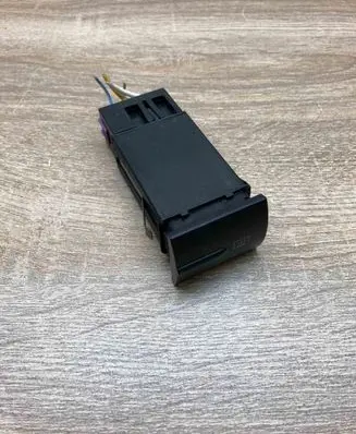 Seat Toledo II (1M) Windscreen/window heater switch 1M1941503 WithPlug