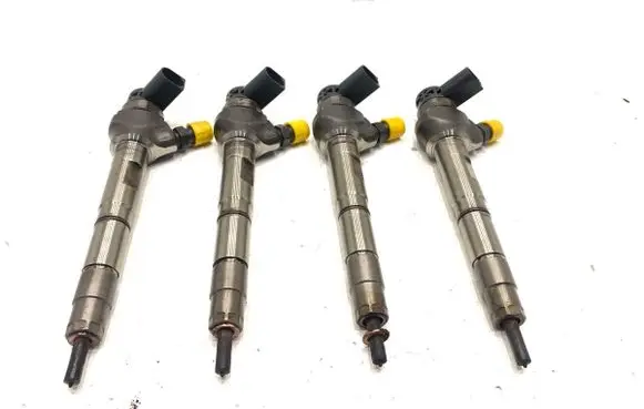 Volkswagen PASSAT B8 Fuel injectors set 04L130277AC
