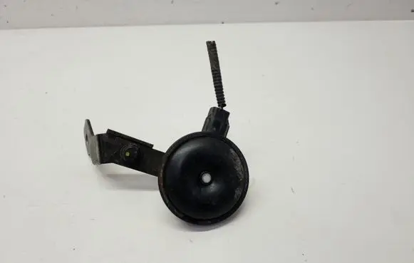 Hyundai ix35 Horn signal 966302S100