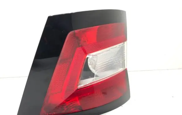 Skoda Fabia Mk3 (NJ) Rear/tail lights 6V9945096