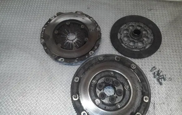 BMW 1 E81 E87 Clutch set kit 7526267