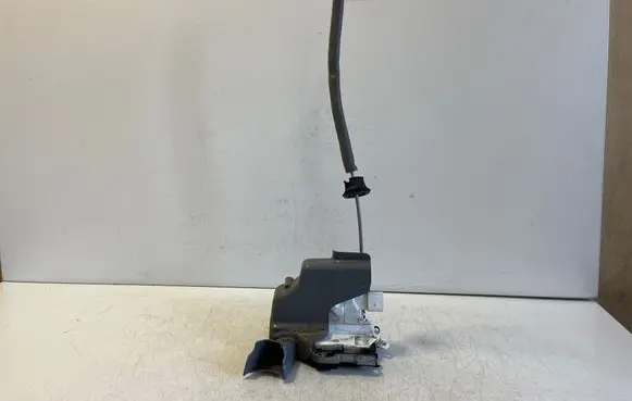 Audi Q2 - Front door lock 81A837350