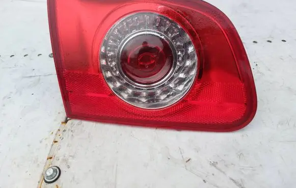 Volkswagen PASSAT B6 Rear/tail lights 77449002