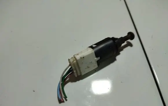 Peugeot Partner Brake pedal sensor switch