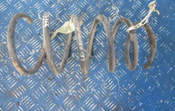 Renault Megane I Front coil spring