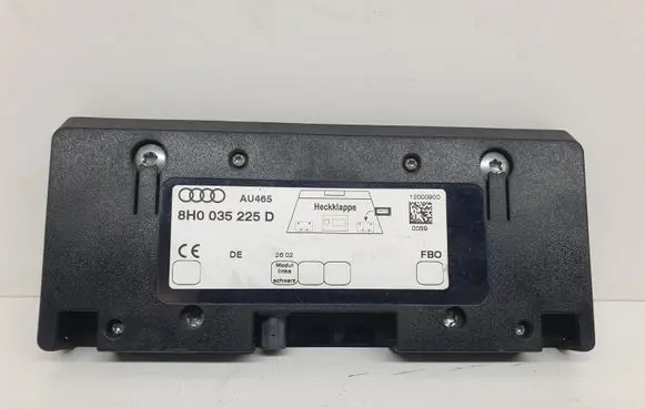 Audi RS4 Aerial antenna amplifier 8H0035225D AU465