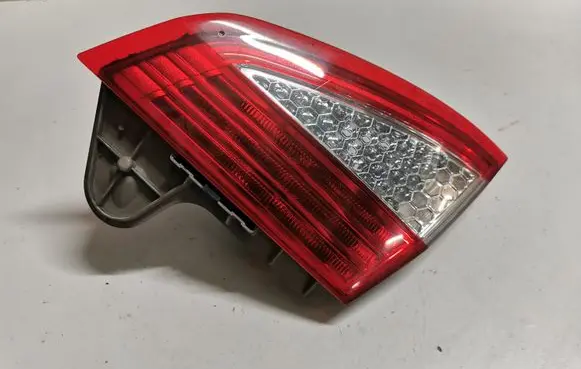 Ford Mondeo MK IV Tailgate rear/tail lights 7S7113A602A