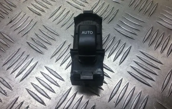 Lexus RX 330 - 350 - 400H Electric window control switch 8403042070 514986F01