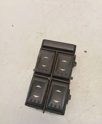 Ford Mondeo Mk III Electric window control switch 3S7T14A132BA 03163453
