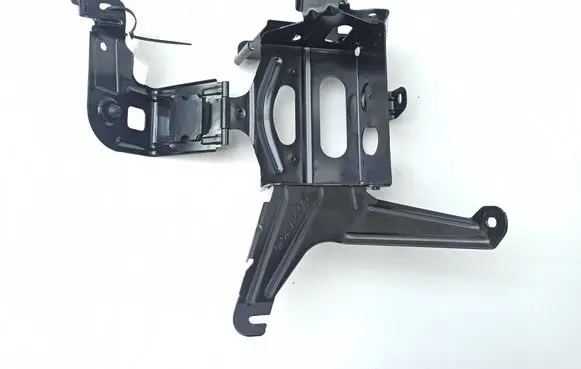 Mercedes-Benz E W212 Battery tray A2125458040