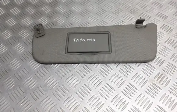 Daewoo Tacuma Rear windscreen sun blind/shade 