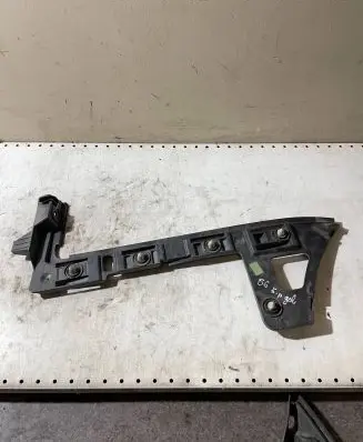 Volkswagen PASSAT B6 Front bumper mounting bracket 3C9807393