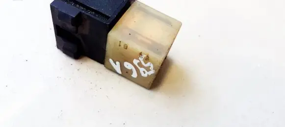 Volkswagen Caddy Other relay 357911253
