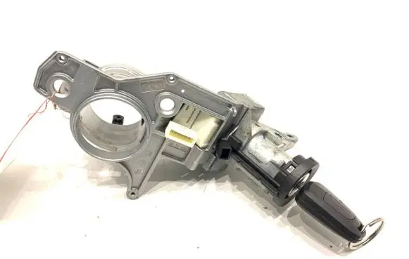 Opel Astra H Ignition lock 2421430