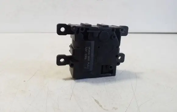 Toyota bZ4X Air flap motor/actuator 0638002031