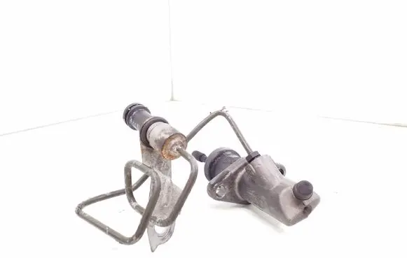 BMW 3 E90 E91 Clutch master cylinder G73613