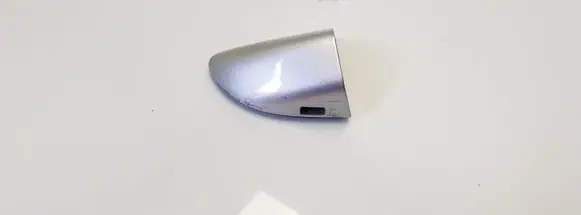 Volkswagen PASSAT B6 Front door handle cover 3C0837880