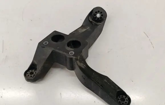BMW 2 F44 ABS pump bracket 6851604
