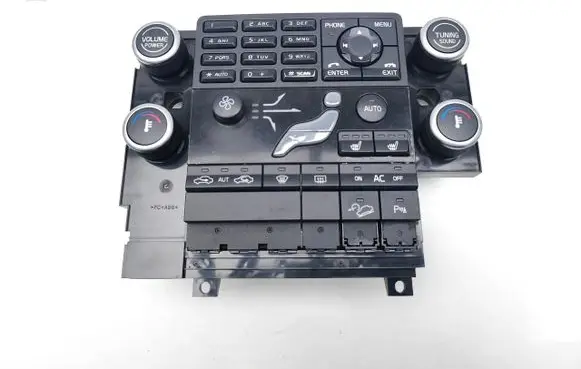 Volvo XC70 Climate control unit 30782904 11W15E-04 M315310-0171