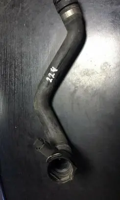 BMW 7 E38 Engine coolant pipe/hose 1705224
