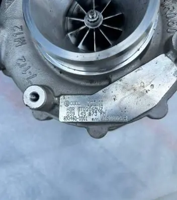 Volkswagen Amarok Turbo 059145873FM