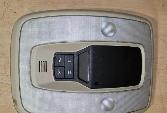 Volvo V70 Front seat light 39860843