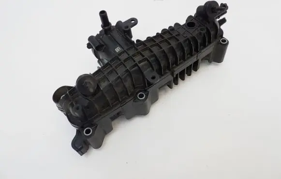 Volvo XC40 Intake manifold 32208722