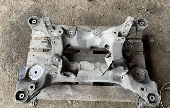 Land Rover Range Rover Sport L494 Rear subframe 