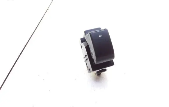 Toyota Avensis T250 Electric window control switch 8481005050