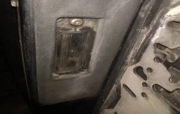 Volvo XC90 Number plate light