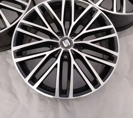Seat Ateca R18 alloy rim 575601025D