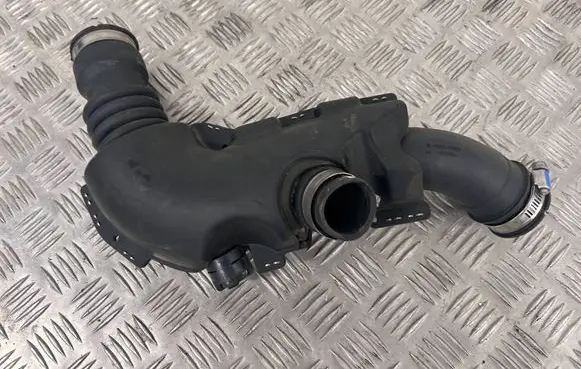 Toyota Mirai II Electric car engine cooling hoses/pipes 17D11-77021