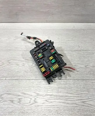 BMW 3 F30 F35 F31 Fuse module 9389070 19561000001 22072015