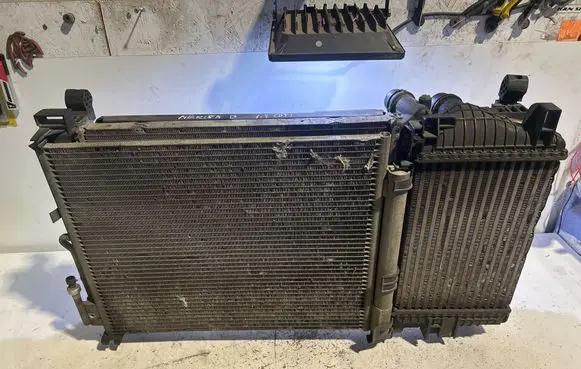 Opel Meriva B Radiator set 13283249 R3443004
