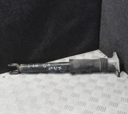 Hyundai i30 Rear shock absorber/damper 553102R100