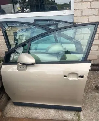Citroen C4 I Front door