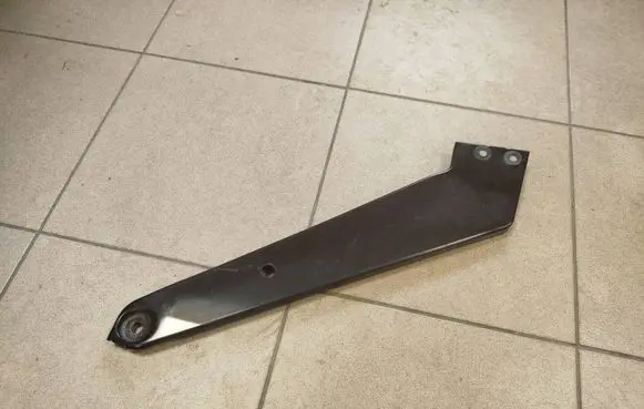 Volkswagen PASSAT B8 Radiator support slam panel bracket 3G0805932
