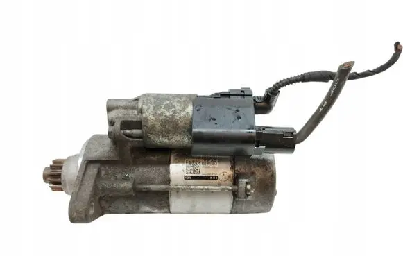 Volkswagen PASSAT B8 Starter motor 02E911024J